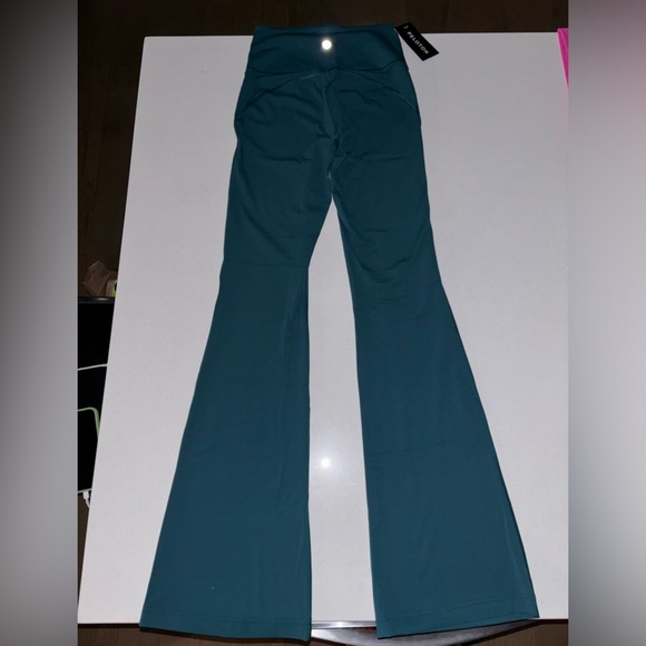 LULULEMON X PELOTON Groove Pant Super High Rise Flare Nulu - Picture 4 of 6
